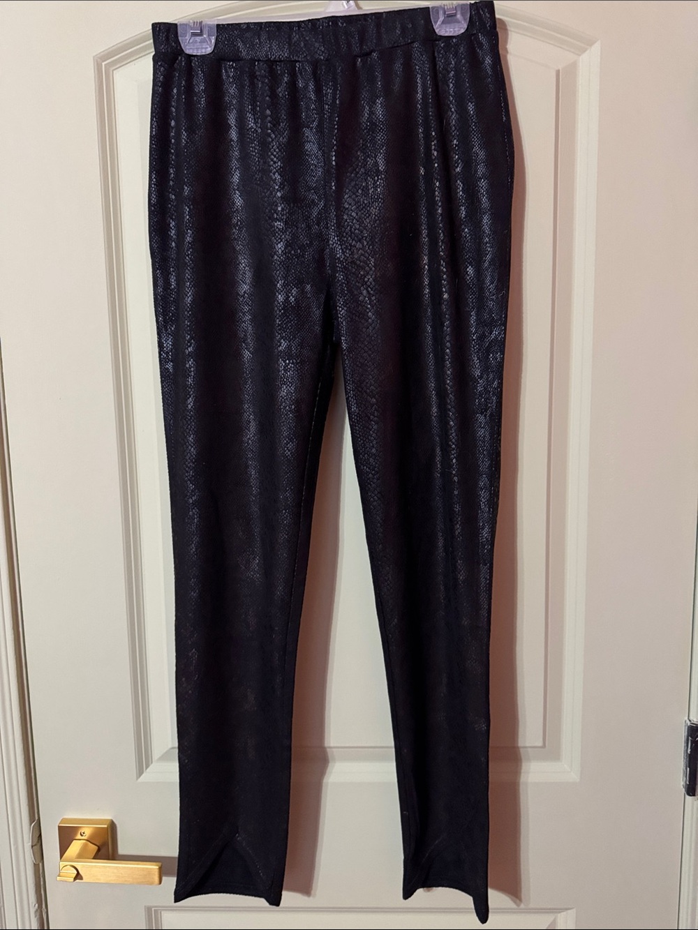 Black Snake-Print Leggings